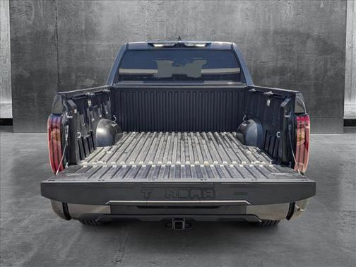2025 Toyota Tundra Hybrid Platinum
