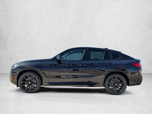 2025 BMW X4 xDrive30i