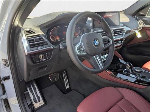 2025 BMW X4 M40i