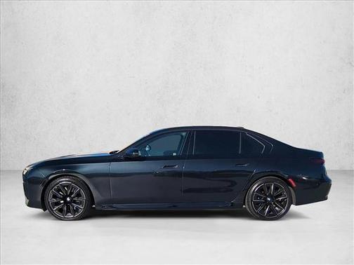 2023 BMW 740 i