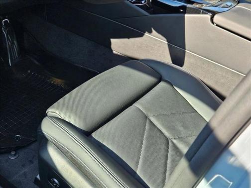 2026 BMW 550e xDrive