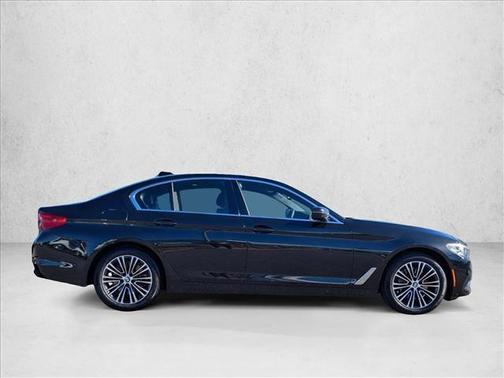 2019 BMW 540 i