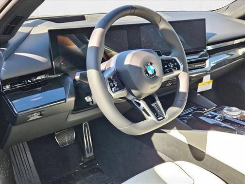 2025 BMW 530 i