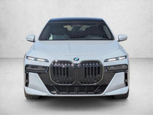 2026 BMW 760 760i xDrive