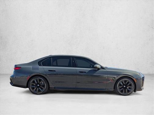 2023 BMW 760 760i xDrive