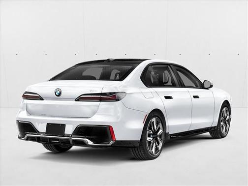 Mineral White Metallic 2026 BMW 740 i