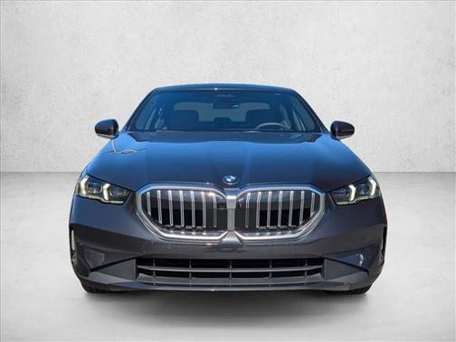 2025 BMW 540 i xDrive