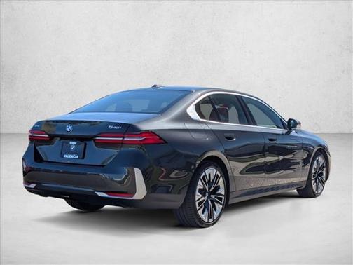 2025 BMW 540 i xDrive