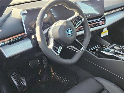 2026 BMW i5 eDrive40