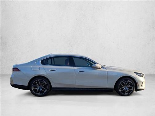 2024 BMW i5 eDrive40