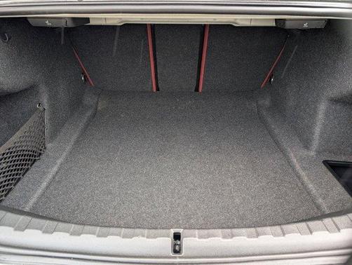 2025 BMW 330 i xDrive