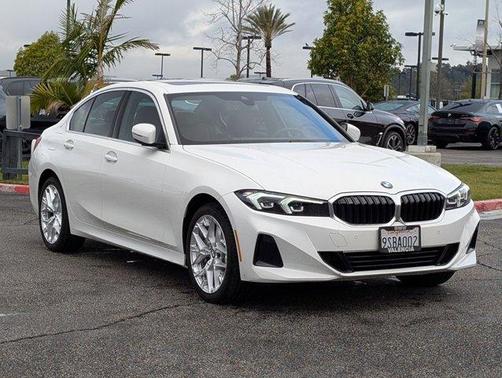 2025 BMW 330 i xDrive