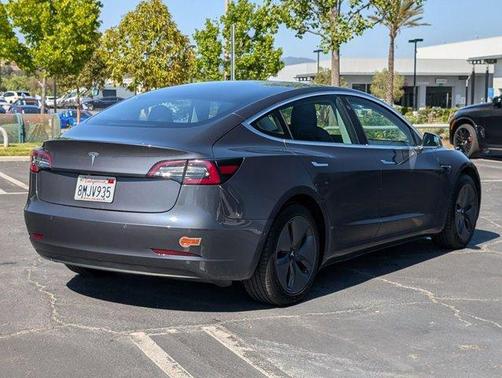 Midnight Silver Metallic 2019 Tesla Model 3 Standard Range Plus