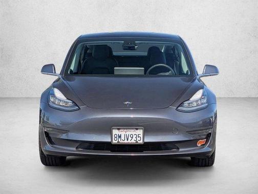 Midnight Silver Metallic 2019 Tesla Model 3 Standard Range Plus