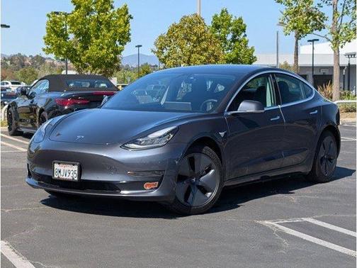 Midnight Silver Metallic 2019 Tesla Model 3 Standard Range Plus