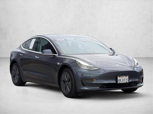 Midnight Silver Metallic 2019 Tesla Model 3 Standard Range Plus