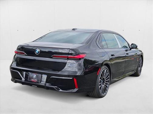 2026 BMW 740 i