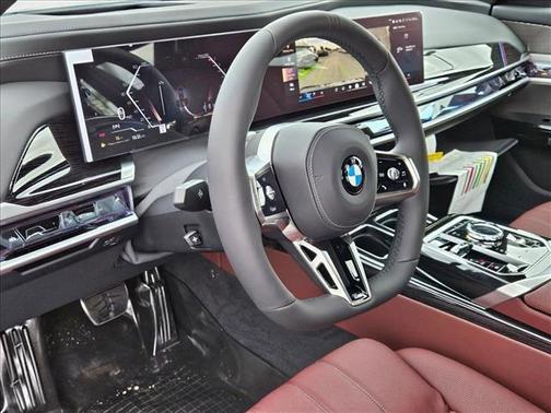 2026 BMW 740 i