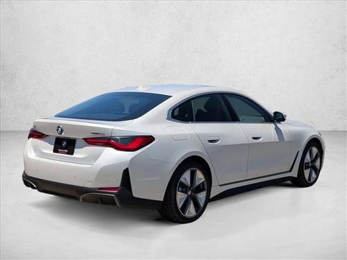 Mineral White Metallic 2026 BMW i4 Gran Coupe eDrive40