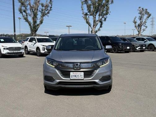 Lunar Silver Metallic 2022 Honda HR-V LX