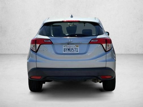 Lunar Silver Metallic 2022 Honda HR-V LX