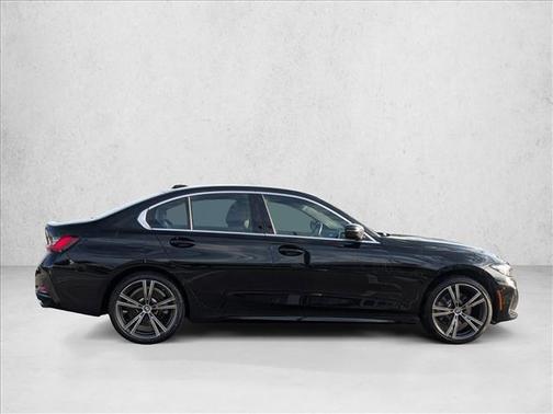 2024 BMW 330 i xDrive