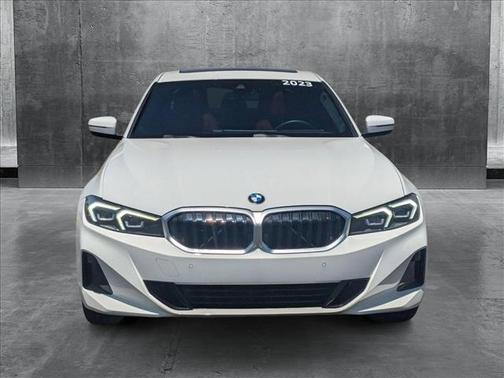 2023 BMW 330 i