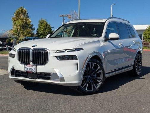 2023 BMW X7 xDrive40i
