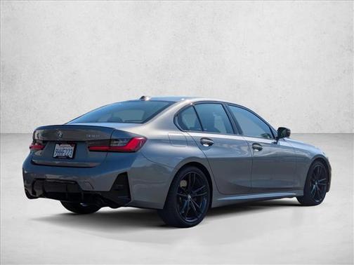 2023 BMW 330 i