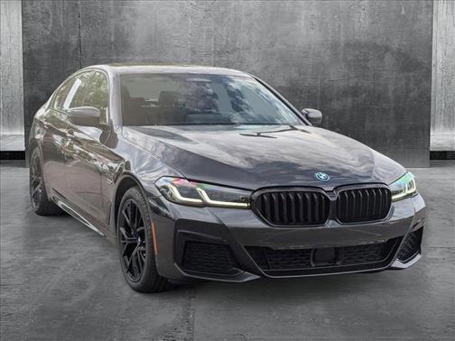 2022 BMW 530e 530e xDrive
