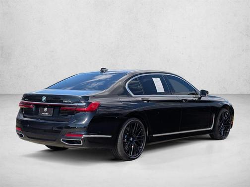 Black Sapphire Metallic 2022 BMW 750 i xDrive