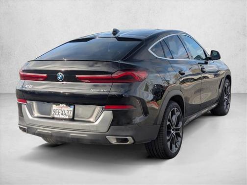 2023 BMW X6 xDrive40i