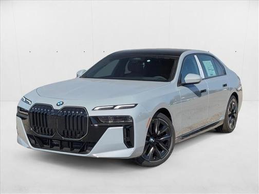 2025 BMW 740 i