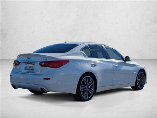 2015 INFINITI Q50 Hybrid Sport