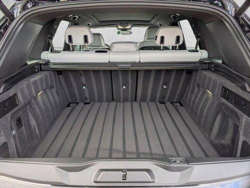 Black Sapphire Metallic 2026 BMW X5 sDrive40i
