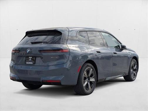 2026 BMW iX xDrive45