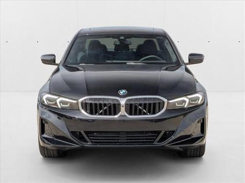 2025 BMW 330 i