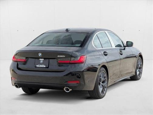 2025 BMW 330 i