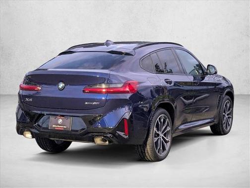 2025 BMW X4 xDrive30i