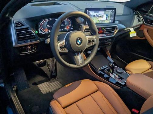 2025 BMW X4 xDrive30i