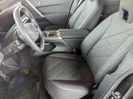 2026 BMW iX xDrive60