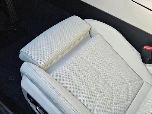 2026 BMW i5 eDrive40