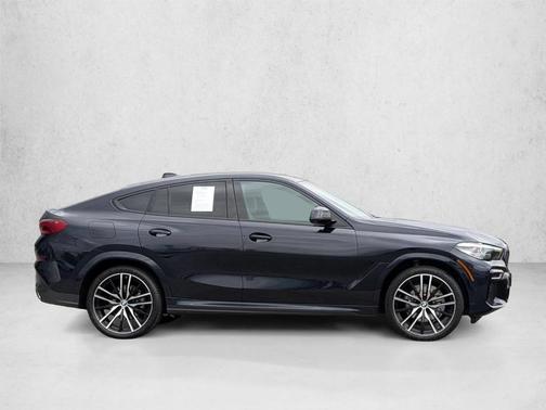 Carbon Black Metallic 2023 BMW X6 xDrive40i
