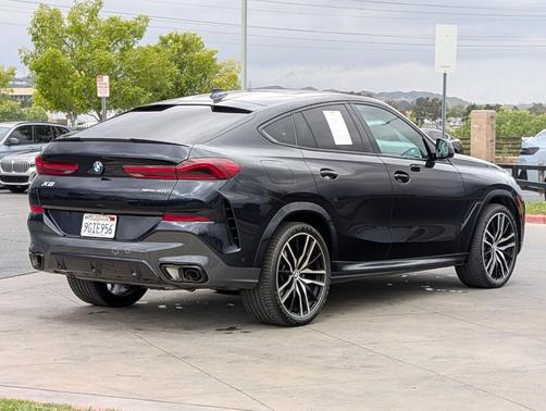 Carbon Black Metallic 2023 BMW X6 xDrive40i