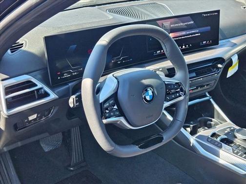2025 BMW 330 i