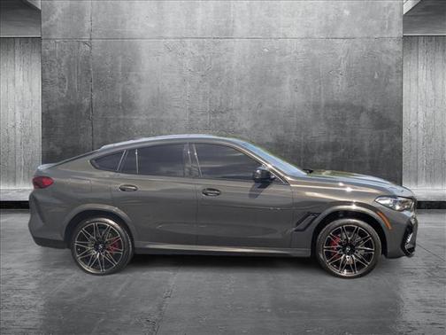2022 BMW X6 M Base