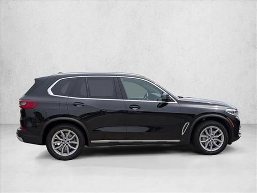 Black Sapphire Metallic 2023 BMW X5 xDrive40i