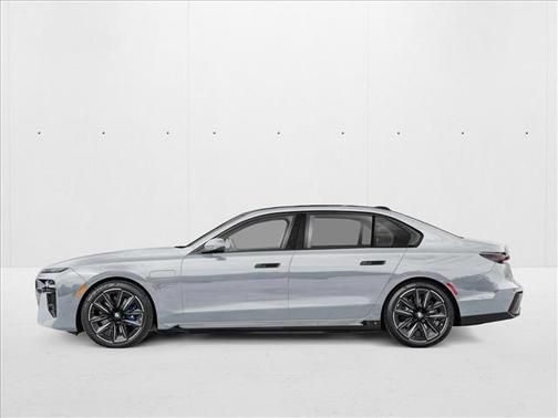 2025 BMW 750e xDrive