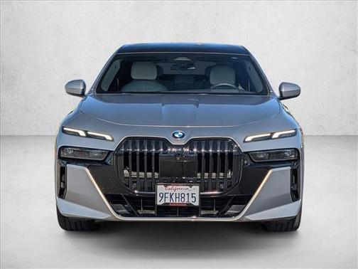 Gray Metallic 2023 BMW 740 i