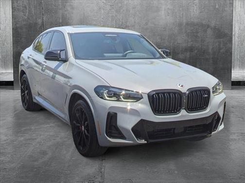 2022 BMW X4 M40i